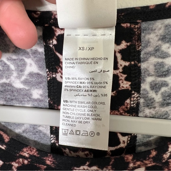 Soma Leopard Print 3/4 Sleeves Cool Nights Short Sleeve Sleepshirt size XS - Picture 4 of 7